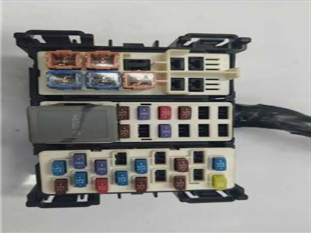 Caja Reles Fusibles Ford EcoSport VERSION INDEFINIDA