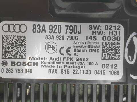 Foto 3ª: Cuadro de Instrumentos Audi Q3 2.5 TFSI QUATTRO