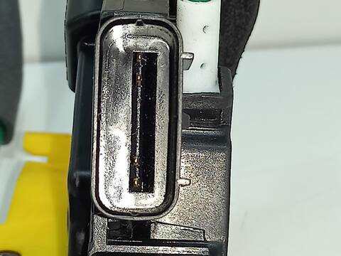 Foto 3ª: Cerradura Puerta Delantera Derecha Hyundai i30 D4FB (2015)