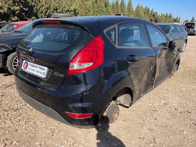 Foto 4ª: Paragolpes Trasero Ford Fiesta 1.4 TDCI 70cv [F6JD] (2010)
