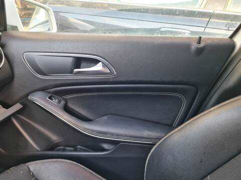 Foto 3ª: Asientos Traseros Mercedes Clase A 140 A 180 CDI BLUEEFFICIENCY 176.000) 109CV 80KW [651901] (2013)