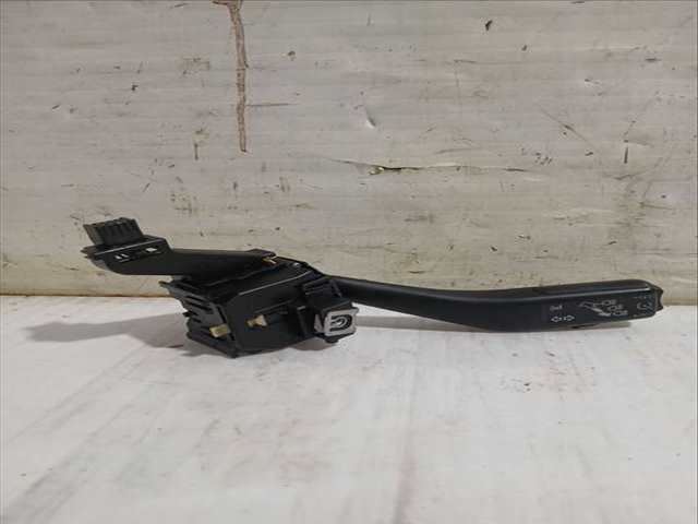 Mando Luces Seat Leon 1.9 TDI 105CV 77KW