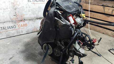 Foto 3ª: Motor Completo Renault Scenic 1.9 DTI RT 98CV 72KW JA..) [F9Q A7] (2000)