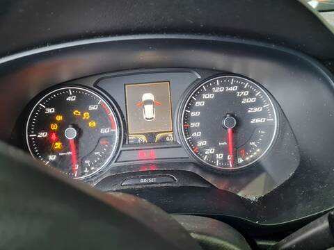 Foto 2ª: Cuadro de Instrumentos Seat Leon I-TECH 105CV 77KW [CLHA] (2014)