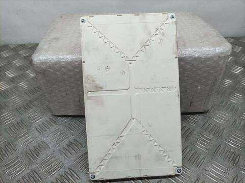 Foto 3ª: Caja Reles Fusibles Bmw X1 1.8 GI SDRIVE 18I AUT. 136CV 100KW B38 U11 [B38A15P] (2022)