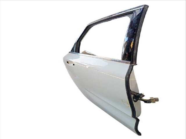 Foto 3ª: Puerta Trasera Derecha Citroen C4 1.2 PURETECH 130 (2018)