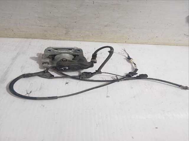 Foto 3ª: Pinza Freno Trasera Derecho Toyota Rav4 2.0 MXAA52) 175CV [M20A-FKS] (2018)