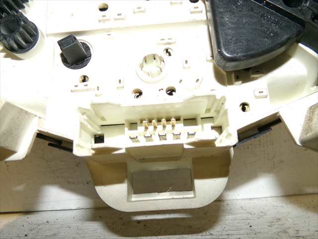 Foto 4ª: Mando Calefacción A. A. Opel Vivaro 1.9 DCI 2002-2006 [F9QU7] (2004)