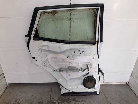 Foto 2ª: Puerta Trasera Izquierda Renault Kadjar 1.5 BLUE DCI 115 116CV 85KW [K9K872] (2020)