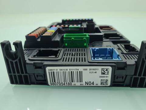 Foto 2ª: Caja Reles Fusibles Peugeot 308 ACTIVE 119CV 88KW [BH01] (2015)