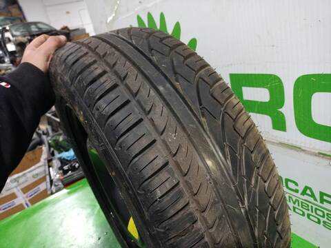 Foto 2ª: Neumatico Citroen C5 ATTRACTION 109CV [9HYDV6TED4] (2004)