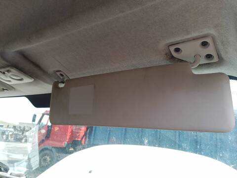Foto 4ª: Parasol Derecho Iveco Camion D 35S12 [F1AGL411XE] (2021)