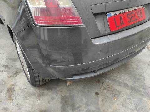 Foto 3ª: Paragolpes Trasero Fiat Stilo 182B6000 (2003)