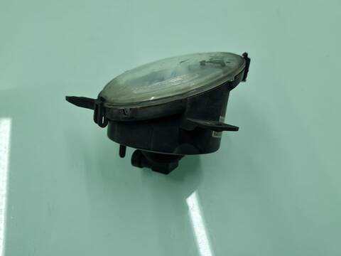 Foto 2ª: Faro Antiniebla Delantero Izquierdo Bmw Serie 3 315 318D 143CV 105KW [N47D20C] (2015)