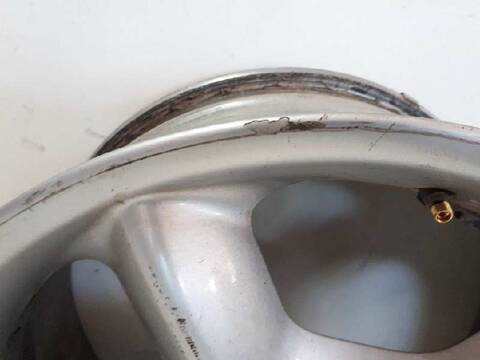 Foto 2ª: LLanta Chapa Bmw X5 3.0 24V TD CAT 184CV 135KW [306D1] (2002)