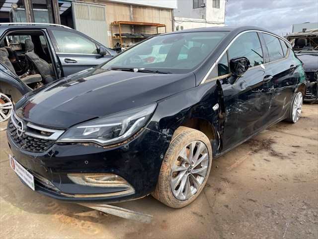 Puerta Trasera Izquierda Opel Astra 1.6 CDTI 136cv