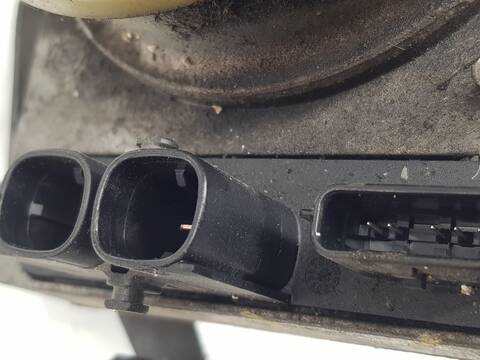 Foto 3ª: Bomba de Direccion Dacia Dokker ESSENTIAL (2019)