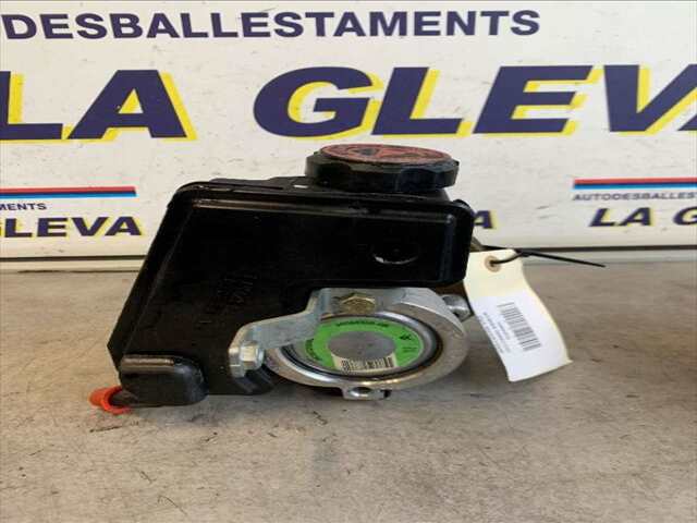 Foto 2ª: Bomba de Direccion Citroen Xsara 2.0 HDI 90CV PICASSO [RHY] (2003)