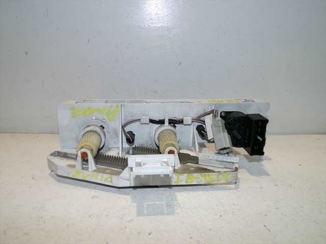 Foto 3ª: Mando Calefacción A. A. Honda Hrv 1.6 G 5P 77kw [D16W1] (2000)