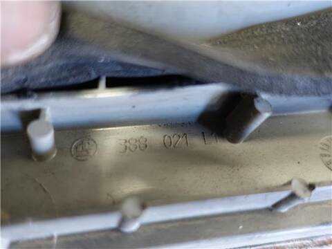 Foto 3ª: Piloto Trasero Izquierdo Bmw Serie 3 315 2.0 320D BERLINA 150CV 110KW [M47 D20 (20 4 D4)] (2004)