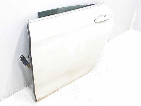 Foto 3ª: Puerta Trasera Izquierda Bmw Serie 3 315 2.0 TD 184CV [N47D20C] (2013)