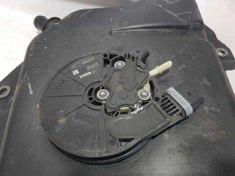 Foto 3ª: Deposito AdBlue Mercedes Vito 109/111 CDI EXTRALANG 447.705) 114CV 84KW [R9M503] (2017)