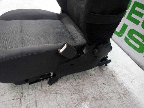 Foto 3ª: Asiento Delantero Derecho Chevrolet Aveo LS 101CV [F14D4] (2006)