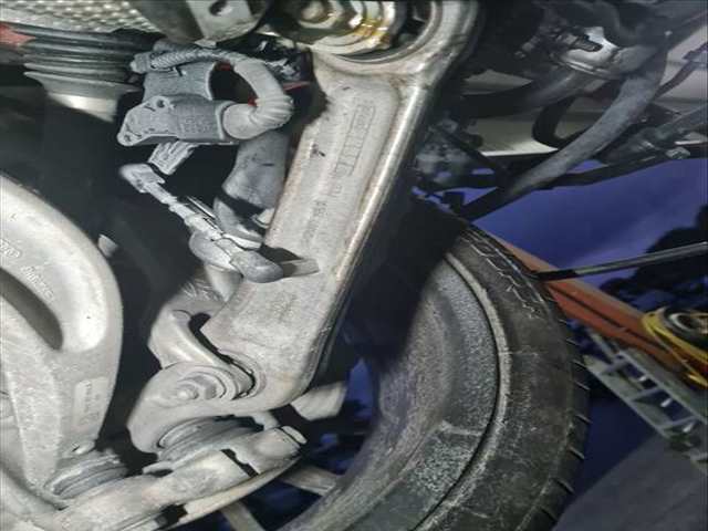 Brazo Suspension Delantero Izquierdo Audi A4 35 TDI S LINE AVANT 163CV 120KW