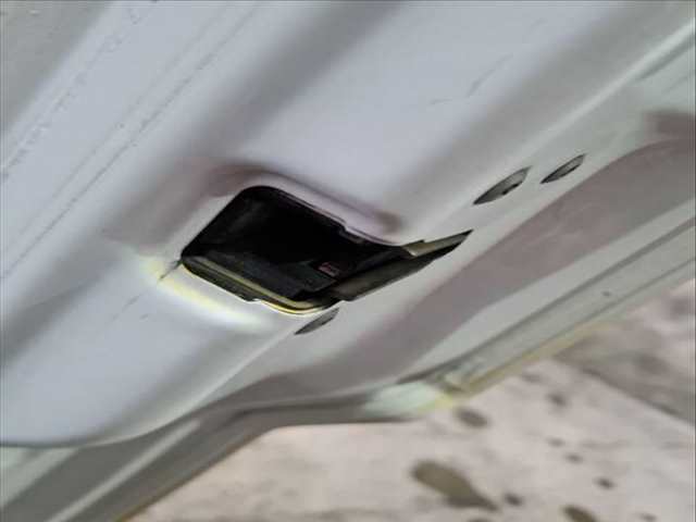 Cerradura Puerta Delantera Derecha Mercedes Sprinter 310/313/316 CDI 906.631/633/635/637) 95CV 70KW CAJA CERRADA