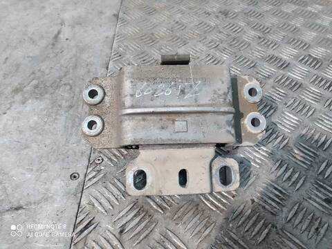 Cuna de Motor Seat Leon EMOCION 86CV 63KW