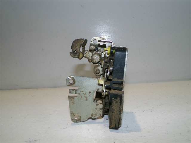 Foto 4ª: Cerradura Puerta Delantera Izquierda Aixam A741 0.4 D [KUBOTA] (2007)