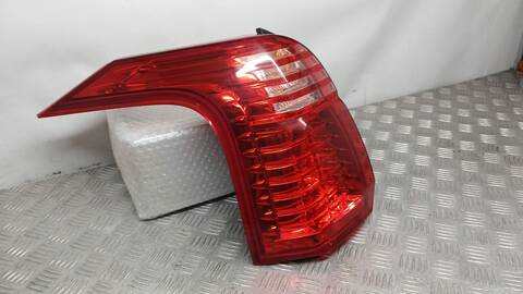 Foto 2ª: Piloto Trasero Izquierdo Peugeot 5008 2.0 HDI 150 - BLUEHDI 150 150CV 110KW [RH02] (2011)