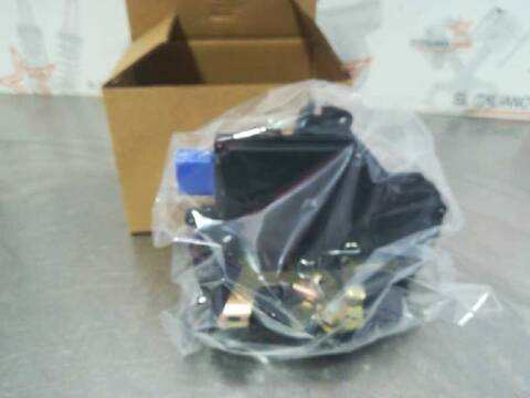 Foto 4ª: Cerradura Puerta Trasera Izquierda Volkswagen Golf 102CV 75KW