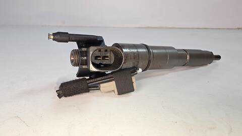 Foto 3ª: Inyectores Bmw Serie 5 518 306D2 BERLINA (2003)