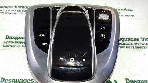 Foto 2ª: Mando Multifuncion Mercedes Clase V 200 136CV 100KW (2014)