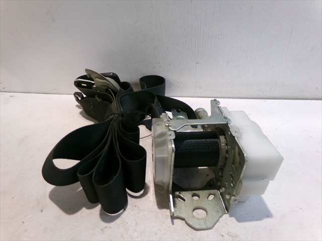 Cinturón Delantero Derecho Toyota Auris 2.0 D FAMILIAR, 2012-2015