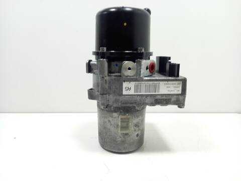 Bomba de Direccion Jeep Grand Cherokee 63D