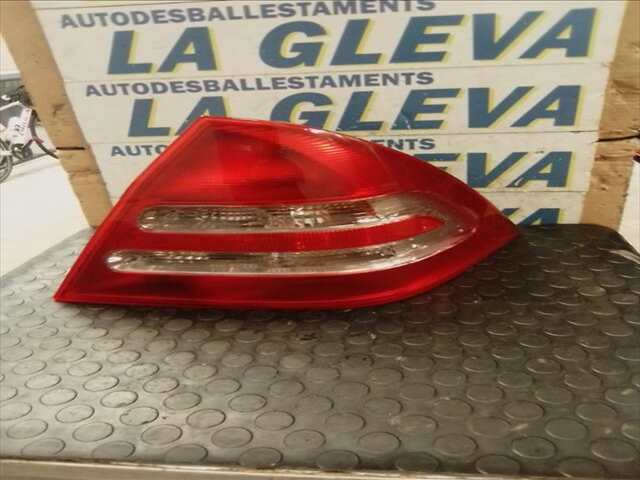 Piloto Trasero Derecho Mercedes Clase C 160 2.000 KOMPRESSOR 163CV120KW 0CV