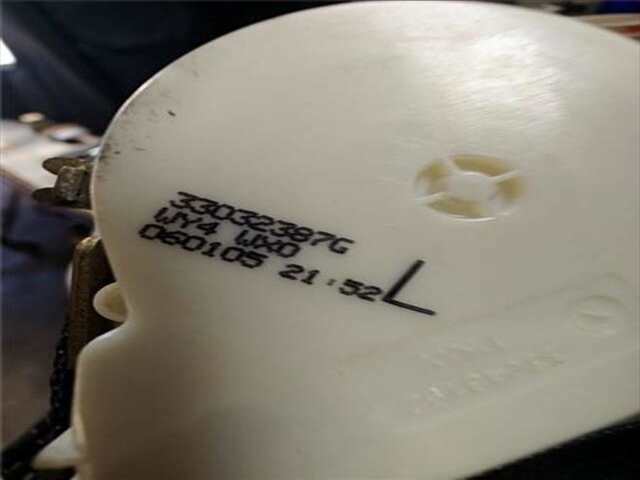 Foto 1ª: Cinturón Delantero Derecho Ford Focus 1.6 TREND [1.6 LTR. - 80 KW TDCI CAT] [G8DA]