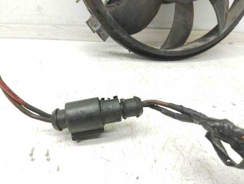 Foto 3ª: Electroventilador Aire Acondicionado Volkswagen Passat ADVANCE BERLINA 130CV 96KW [AVF] (2004)