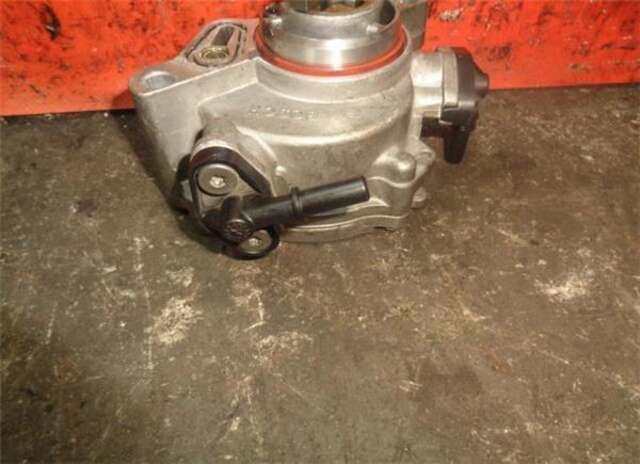 Foto 2ª: Depresor Freno Bomba Vacio Citroen C3 1.4 HDI 70 [8HX (DV4TD)]