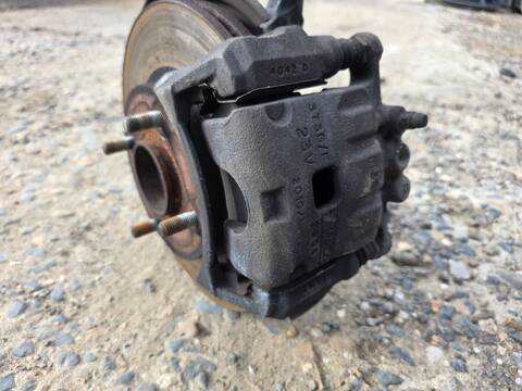 Pinza Freno Delantera Derecho Ford Fiesta XUJB