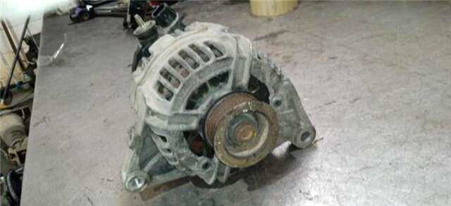Foto 3ª: Alternador Toyota Avensis 1.8 SOL BERLINA (5-PTAS) [1.8 LTR. - 95 KW 16V CAT] [1ZZ-FE]