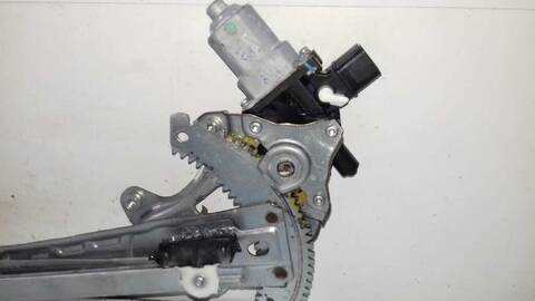 Foto 2ª: Elevalunas Eléctrico Delantero Derecho Mitsubishi Space Star 1.2 80CV 59KW [3A92] (2017)