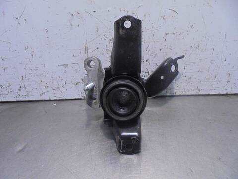 Foto 3ª: Soporte Motor Toyota Yaris 1.3 16V CAT 99CV 73KW [1NR] (2015)