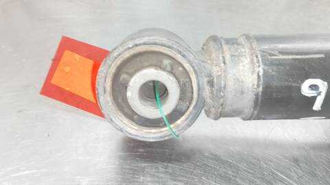 Foto 3ª: Amortiguador Trasero Derecho Land Rover Range V6 TD AUTOBIOGRAPHY 245CV 180KW [30DDTX] (2011)