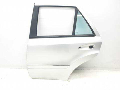 Puerta Trasera Izquierda Mercedes Clase ML 280 CDI 164.120)