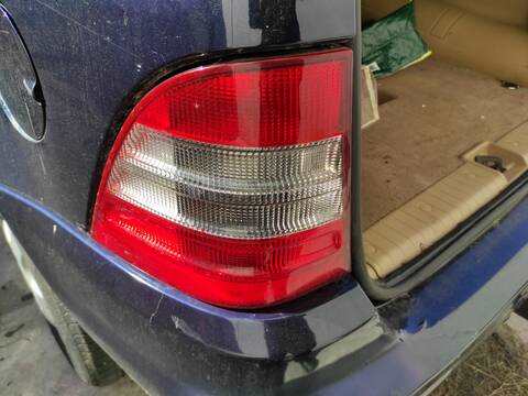 Piloto Trasero Izquierdo Mercedes Clase ML 230 612963