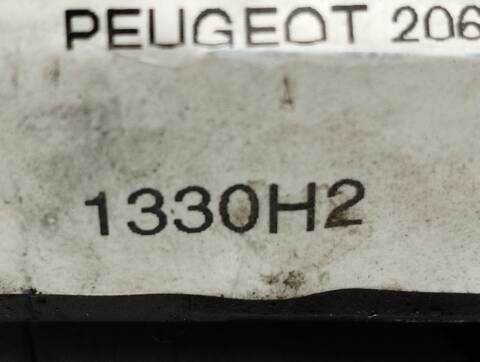 Foto 2ª: Radiador Motor Peugeot 206 XR BERLINA 75CV 55KW [KFX] (2000)