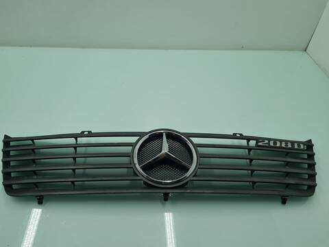 Rejilla Delantera Mercedes Sprinter 208 D 901.3/902.361-362) 79CV 58KW